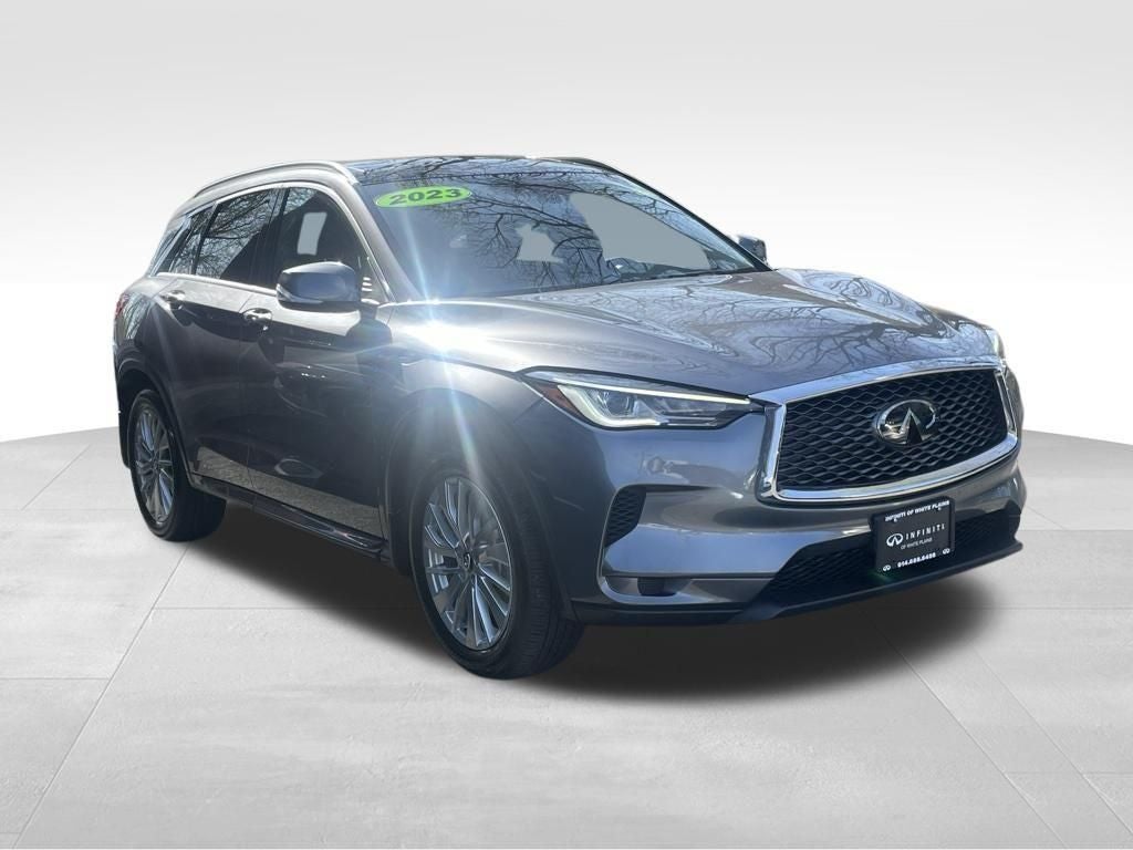 2023 INFINITI QX50 LUXE