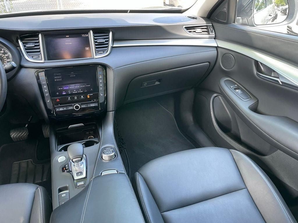2023 INFINITI QX50 LUXE
