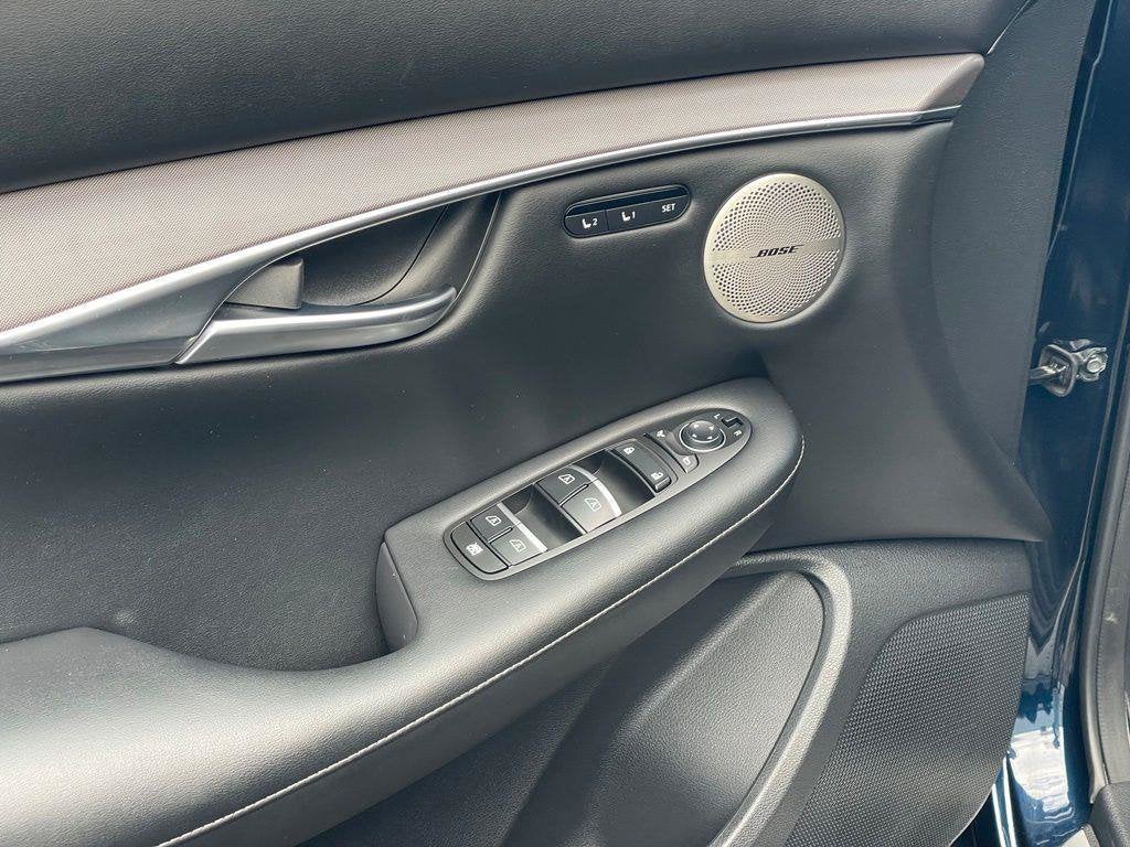 2023 INFINITI QX50 LUXE AWD