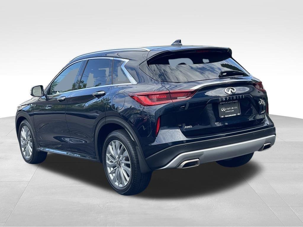 2023 INFINITI QX50 LUXE AWD