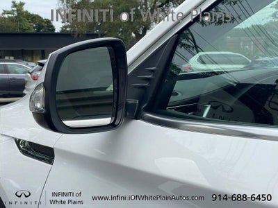 2023 INFINITI QX50 LUXE