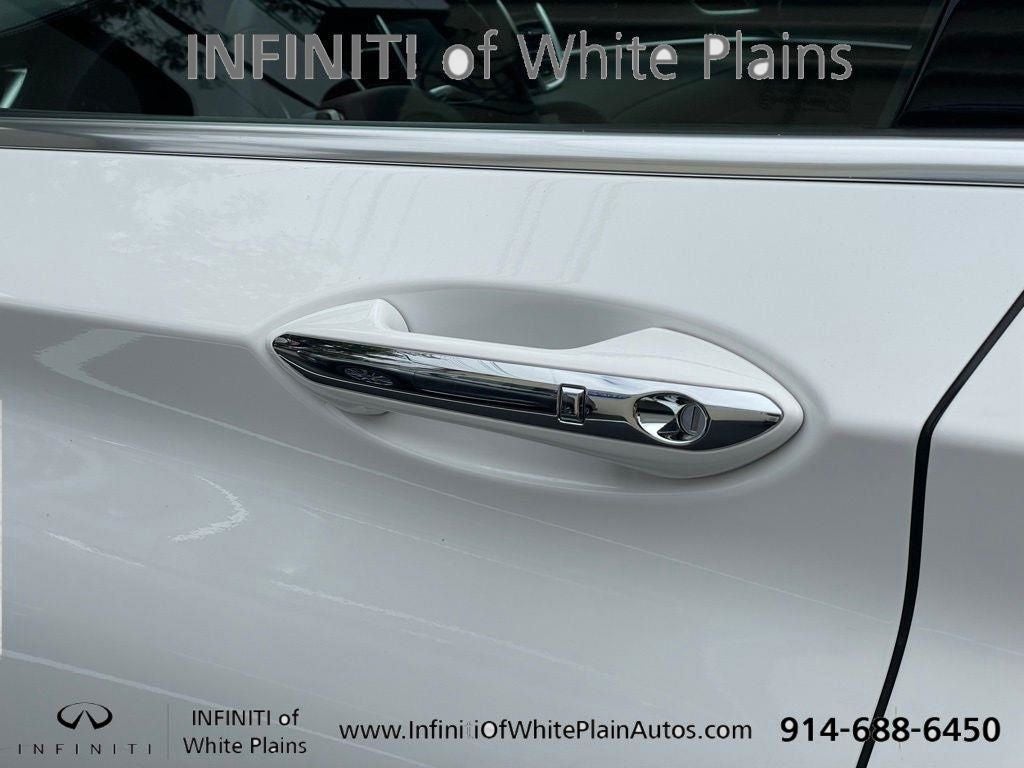 2023 INFINITI QX50 LUXE