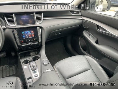 2023 INFINITI QX50 LUXE