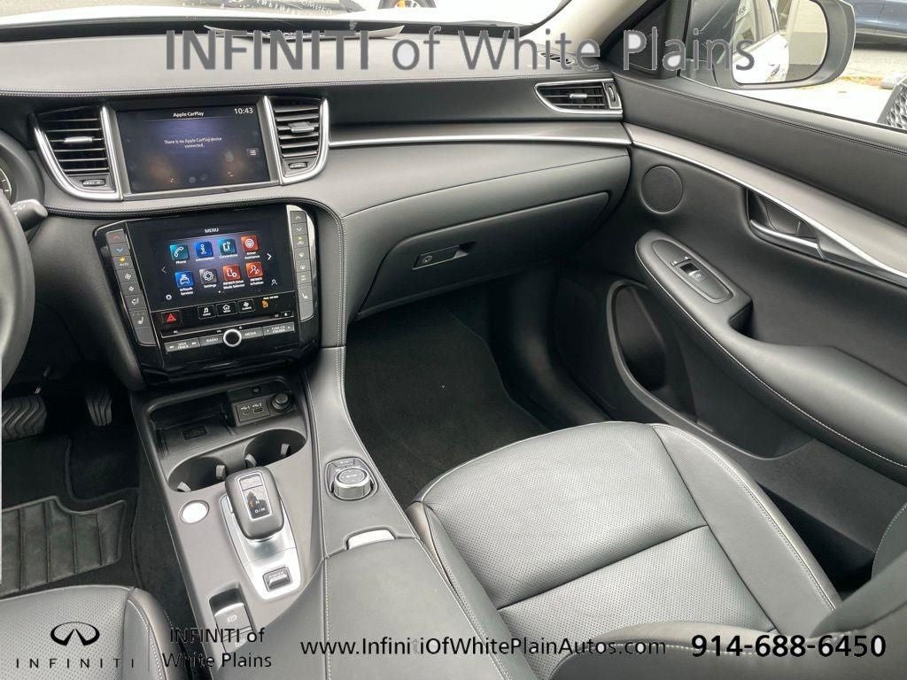 2023 INFINITI QX50 LUXE
