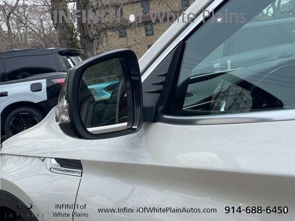 2023 INFINITI QX55 LUXE