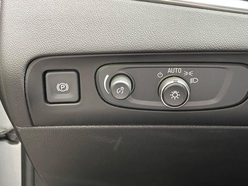 2021 Buick Enclave Essence