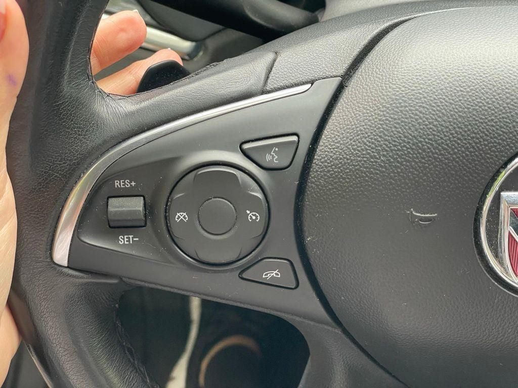 2021 Buick Enclave Essence