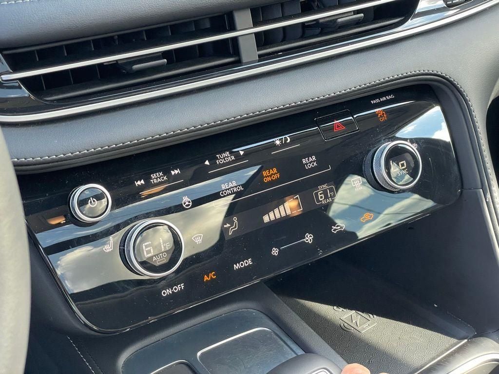 2026 INFINITI QX60 PURE