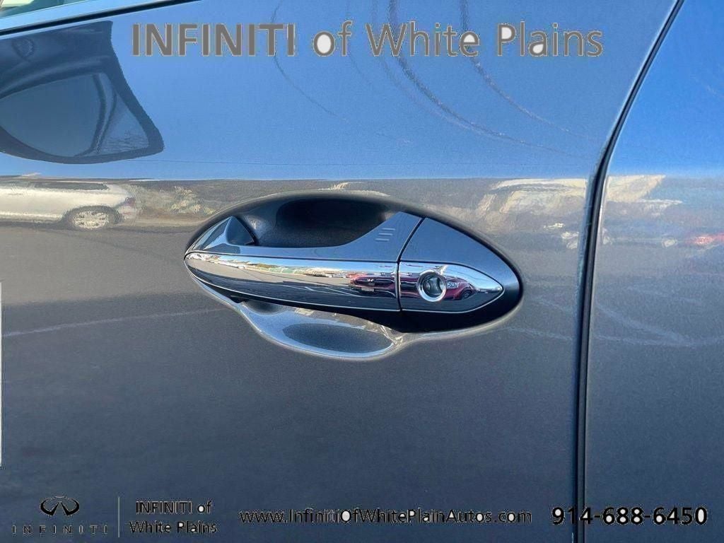 2025 INFINITI QX60 LUXE