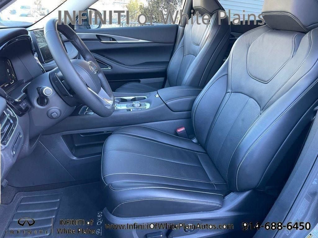 2025 INFINITI QX60 LUXE