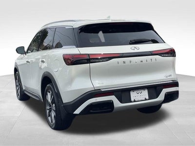 2023 INFINITI QX60 LUXE