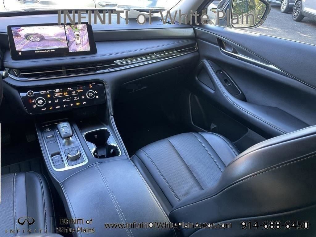 2023 INFINITI QX60 LUXE