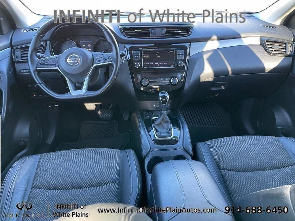 2020 Nissan Rogue Sport SV