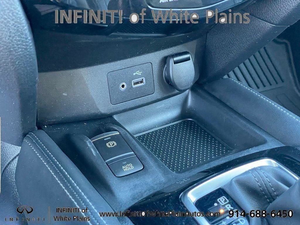 2020 Nissan Rogue Sport SV