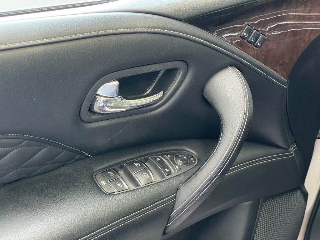 2019 INFINITI QX80 LUXE