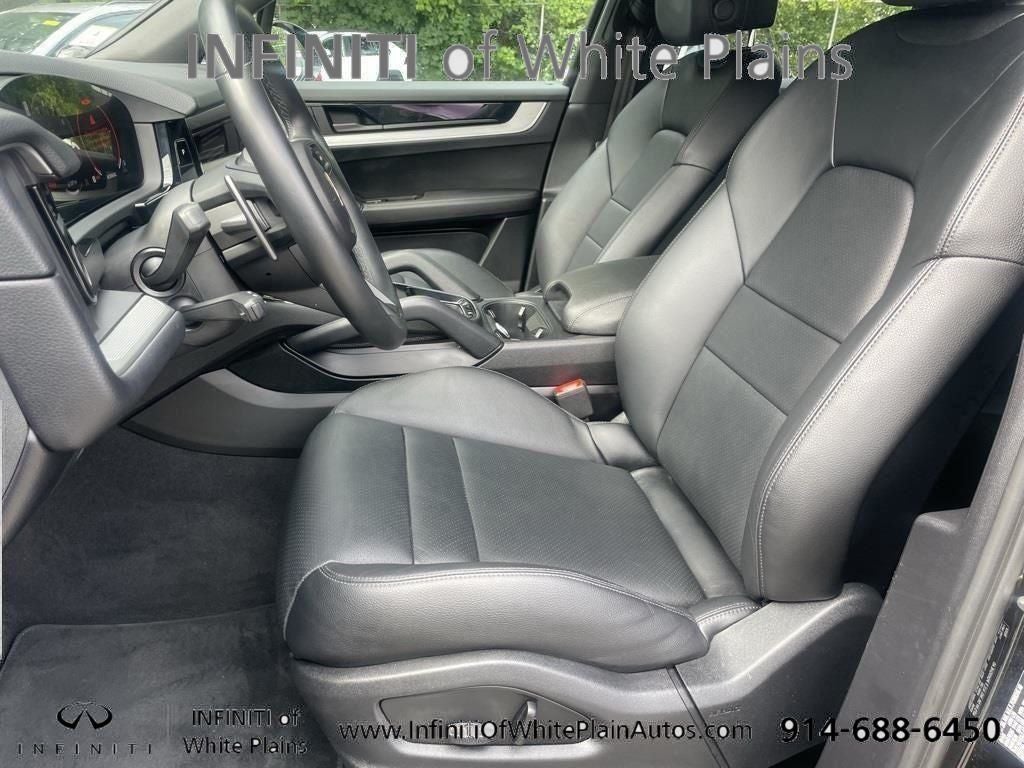 2024 Porsche Cayenne Base