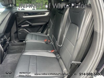 2024 Porsche Cayenne Base