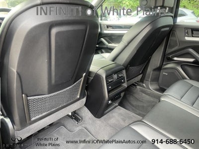 2024 Porsche Cayenne Base