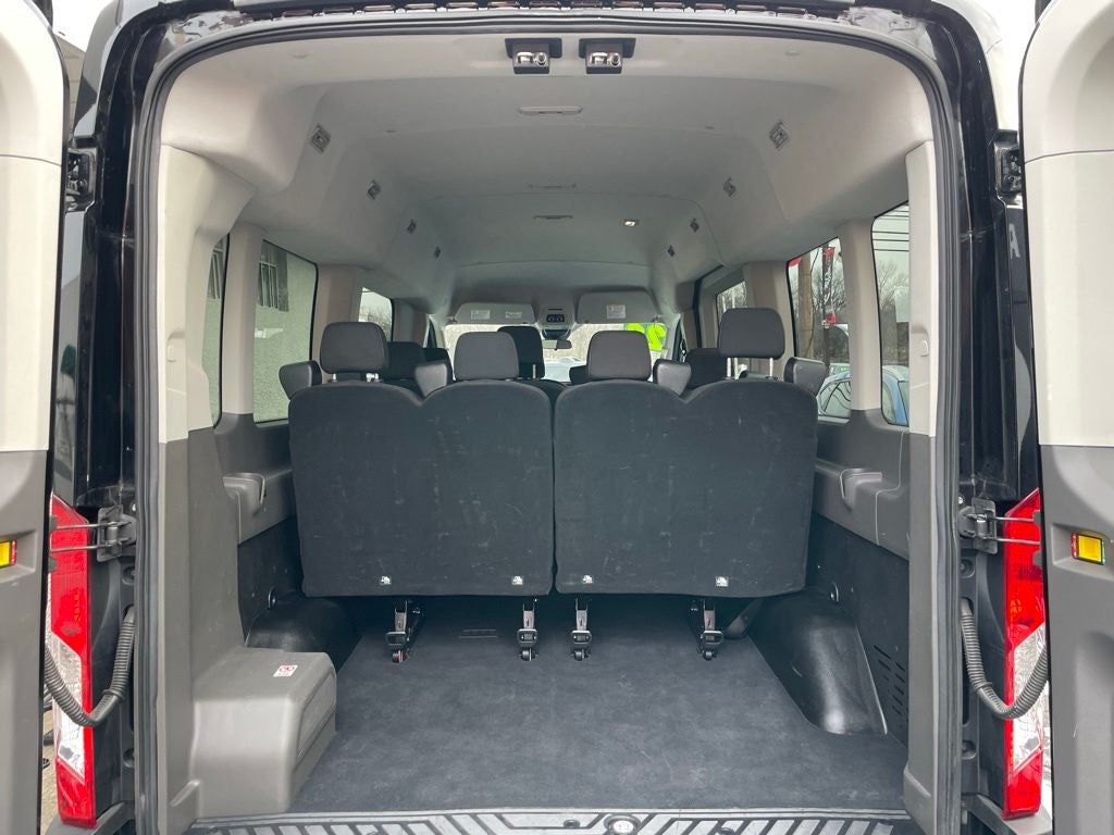 2022 Ford Transit-350 XLT