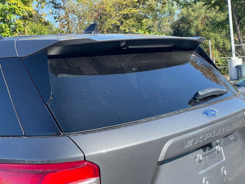 2023 Ford Explorer XLT 4x4