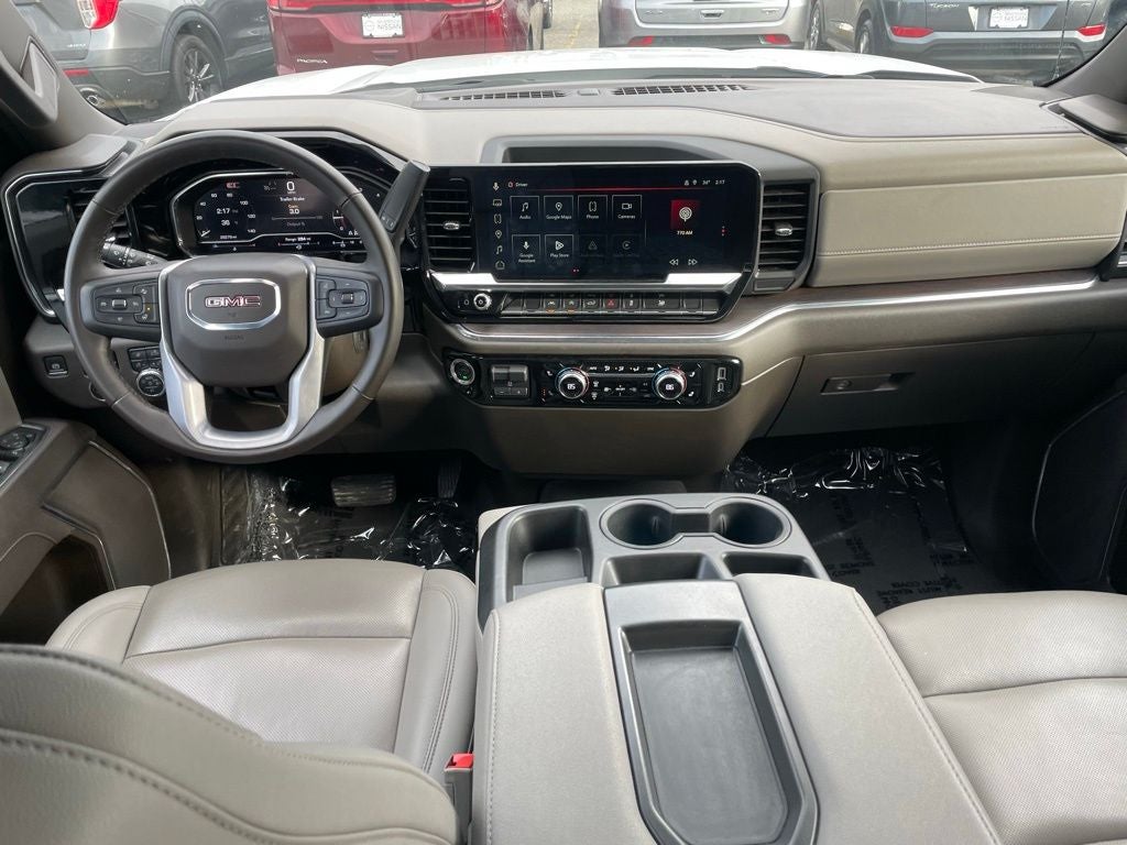 2025 GMC Sierra 1500 SLT