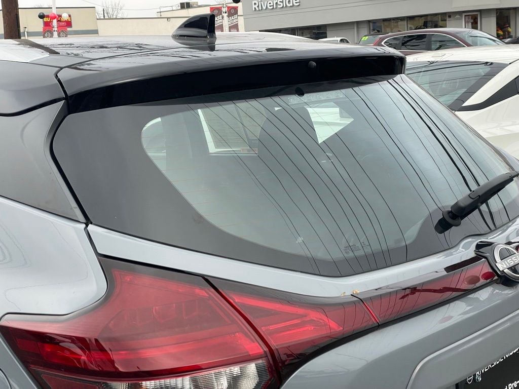 2023 Nissan Kicks SV