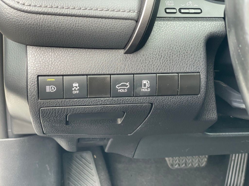 2023 Toyota Camry XLE AWD