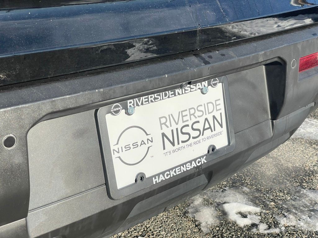 2022 Nissan Pathfinder S