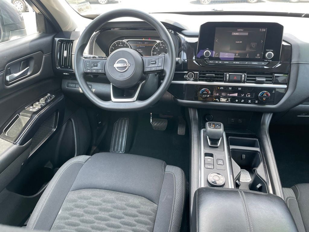 2022 Nissan Pathfinder S