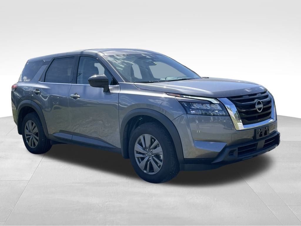 2023 Nissan Pathfinder S