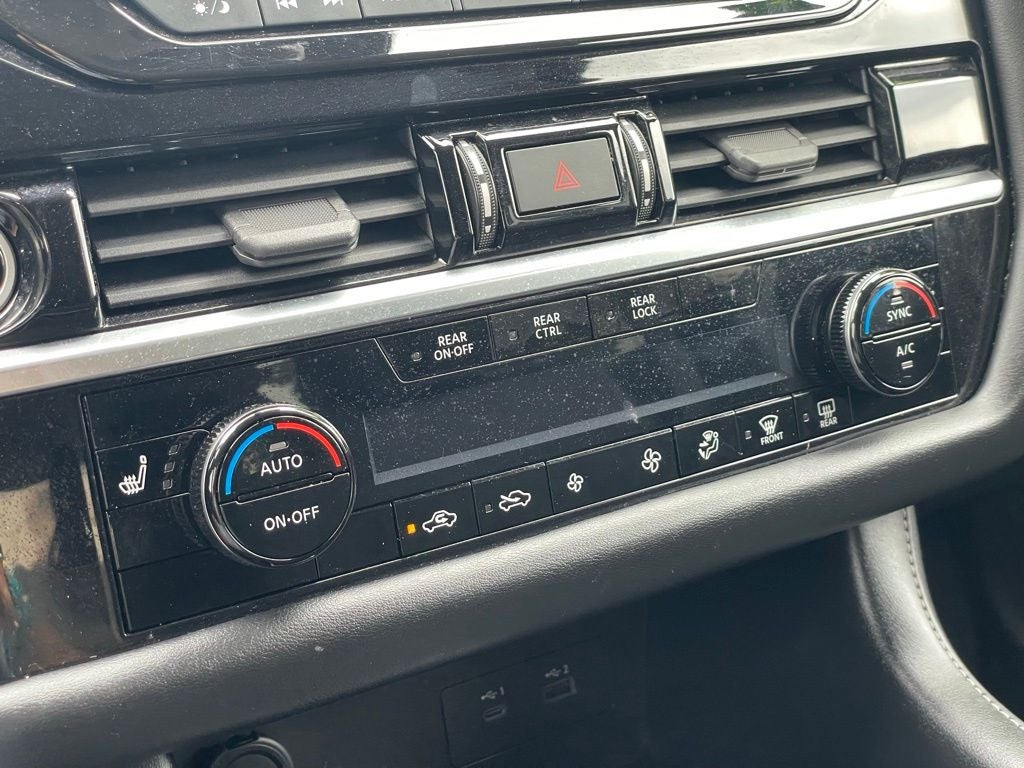 2022 Nissan Pathfinder SV 4WD