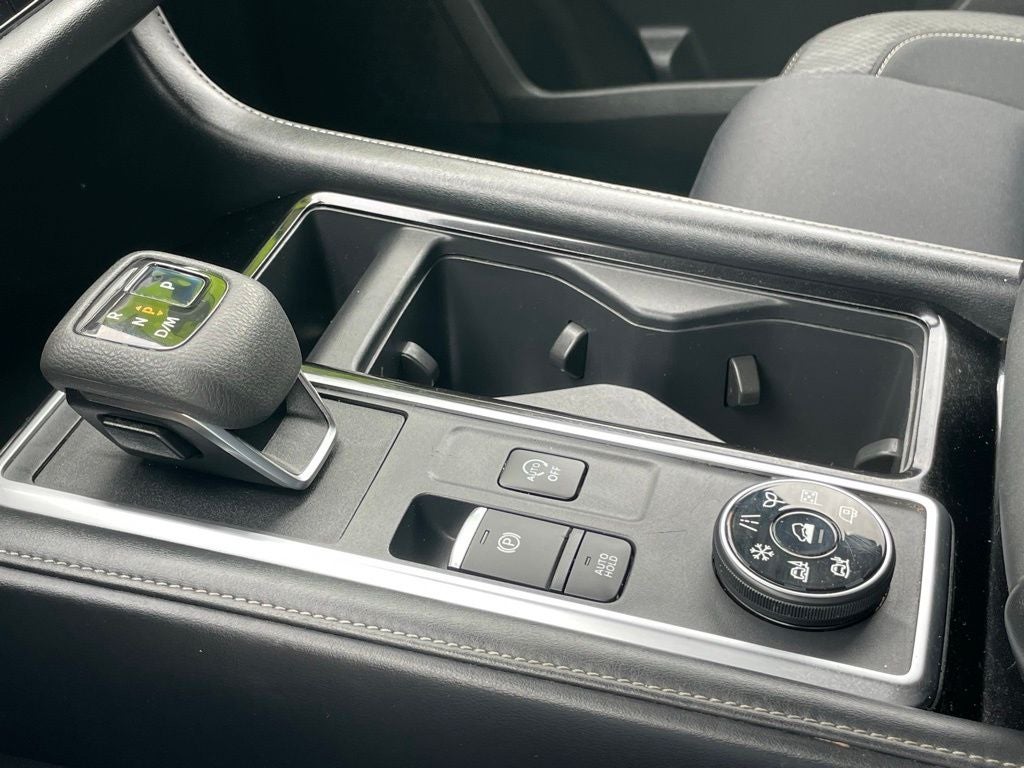 2022 Nissan Pathfinder SV 4WD