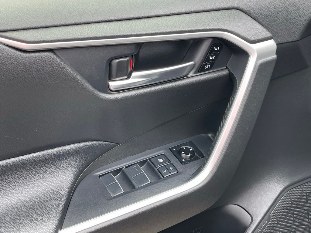 2021 Toyota RAV4 XLE Premium AWD