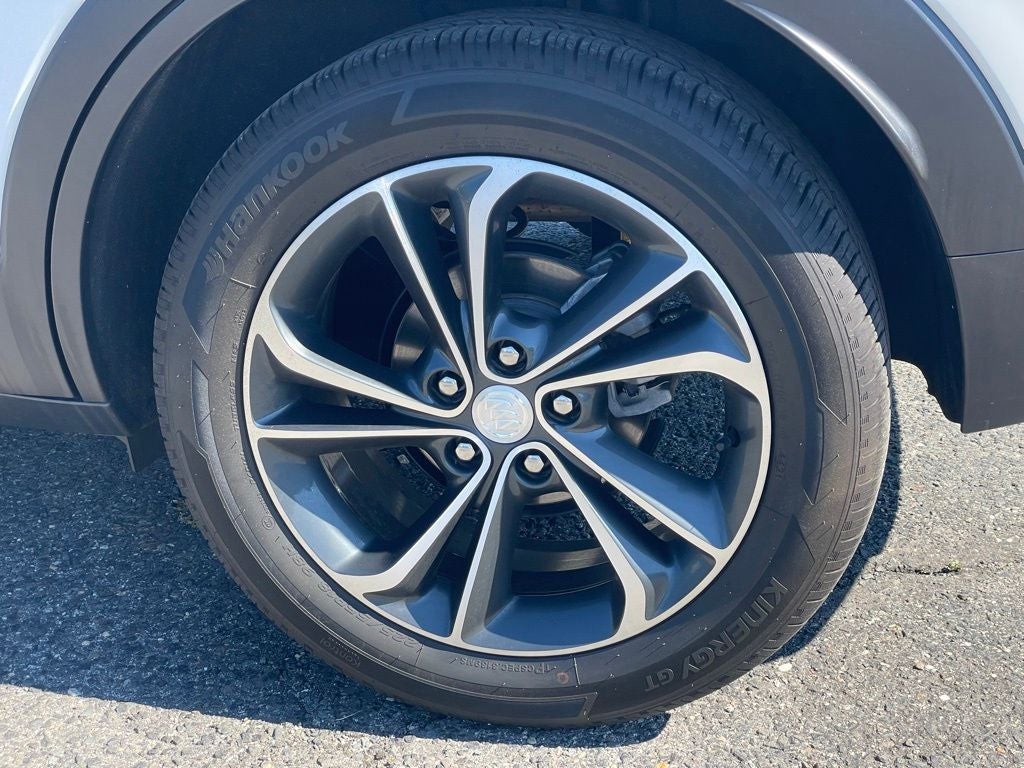2022 Buick Encore GX Essence FWD