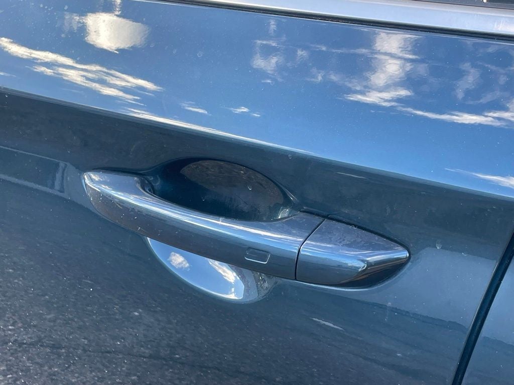 2023 Genesis G70 3.3T