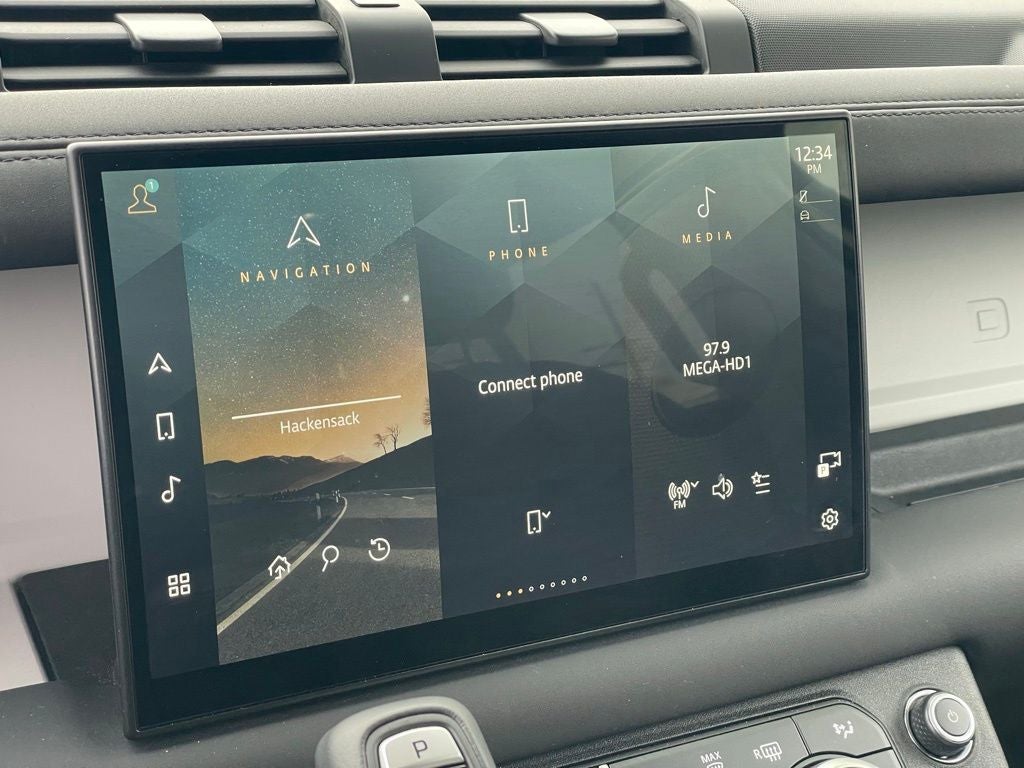 2025 Land Rover Defender 110 S