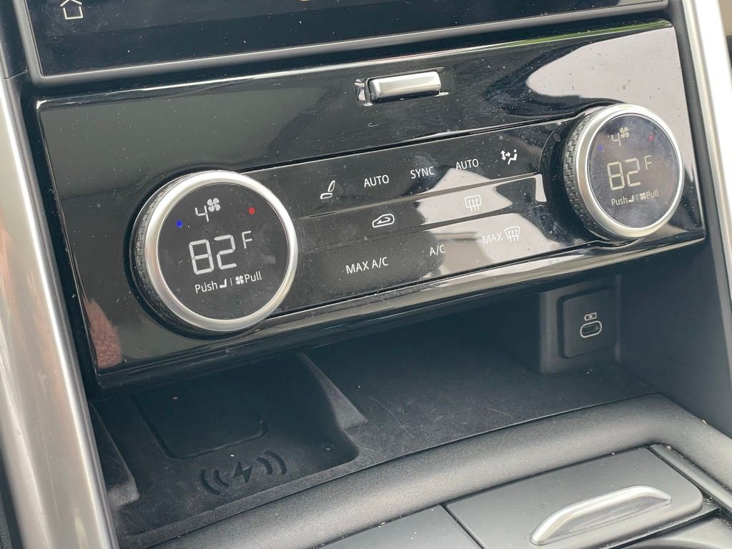 2025 Land Rover Discovery S