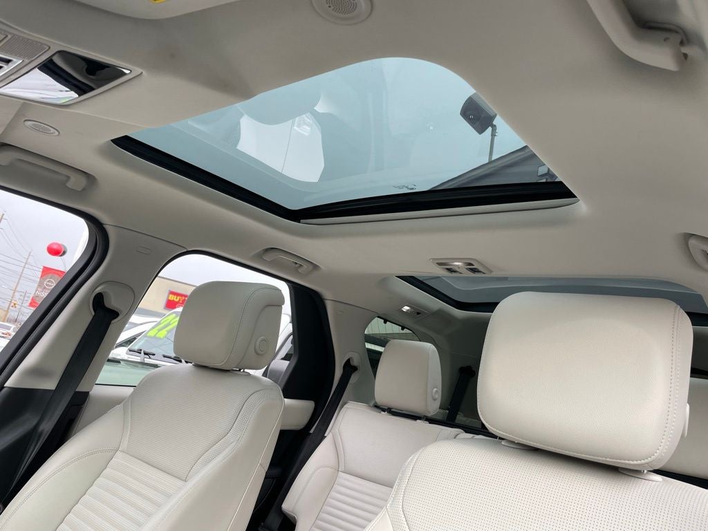 2025 Land Rover Discovery S