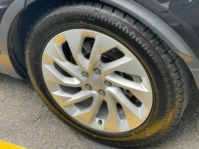 2025 Land Rover Discovery S