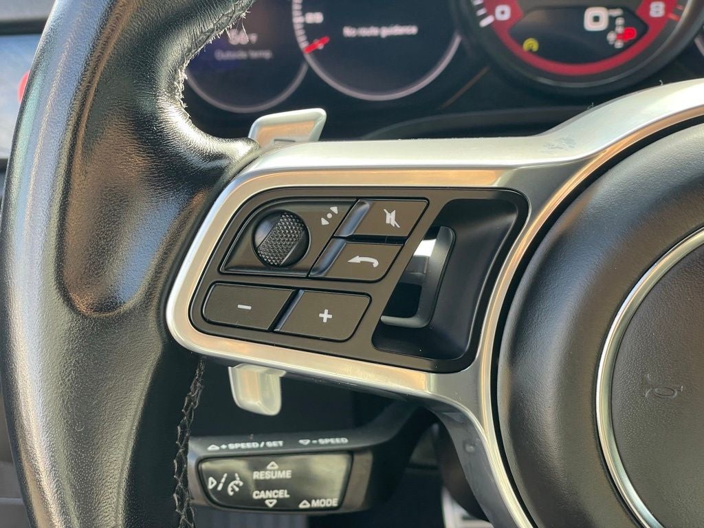 2022 Porsche Cayenne Coupe GTS