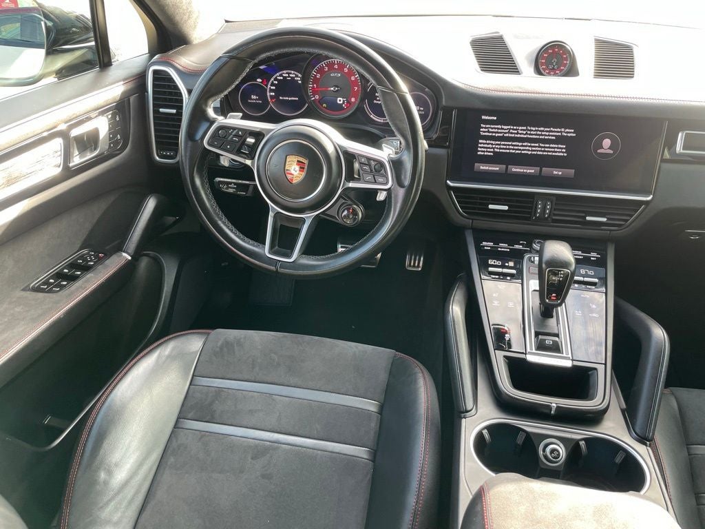 2022 Porsche Cayenne Coupe GTS