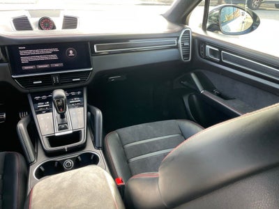 2022 Porsche Cayenne Coupe GTS