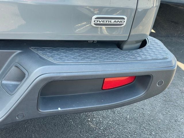 2022 Jeep Gladiator Overland