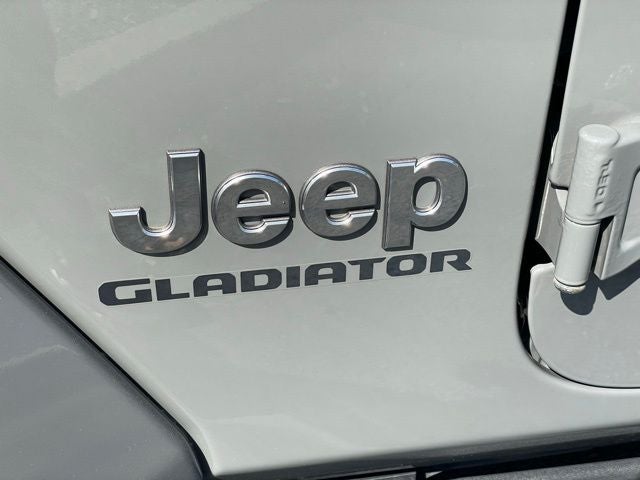 2022 Jeep Gladiator Overland