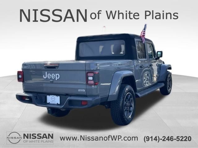 2022 Jeep Gladiator Overland