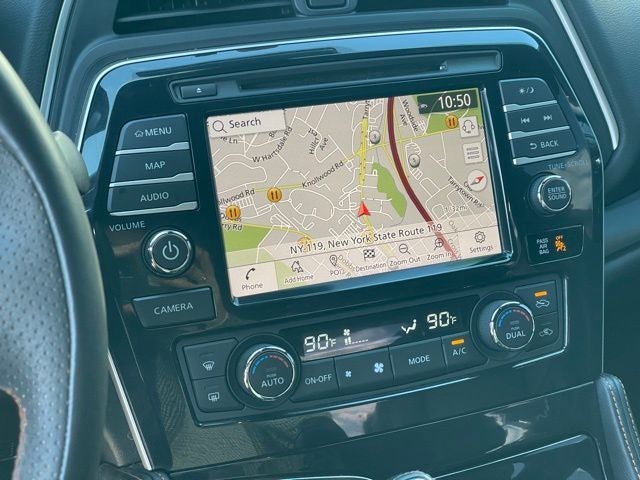 2023 Nissan Maxima SR