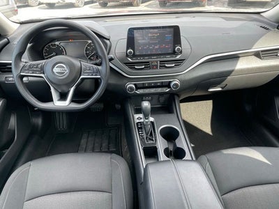 2021 Nissan Altima 2.5 SV