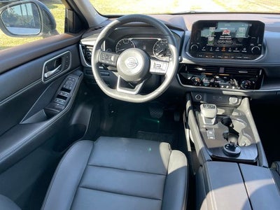 2022 Nissan Rogue SL