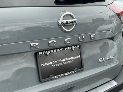 2022 Nissan Rogue SL