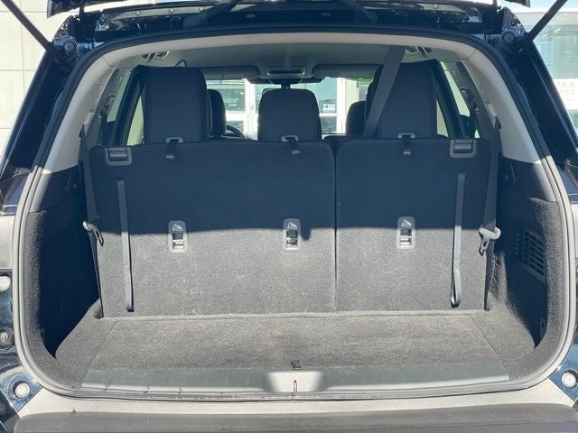 2023 Nissan Pathfinder S